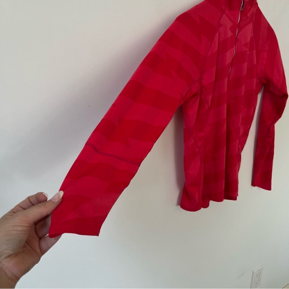 Nike Dri-FIT Element Half Zip Running Top Small Pink Jacquard Thumbholes - Picture 6 of 11